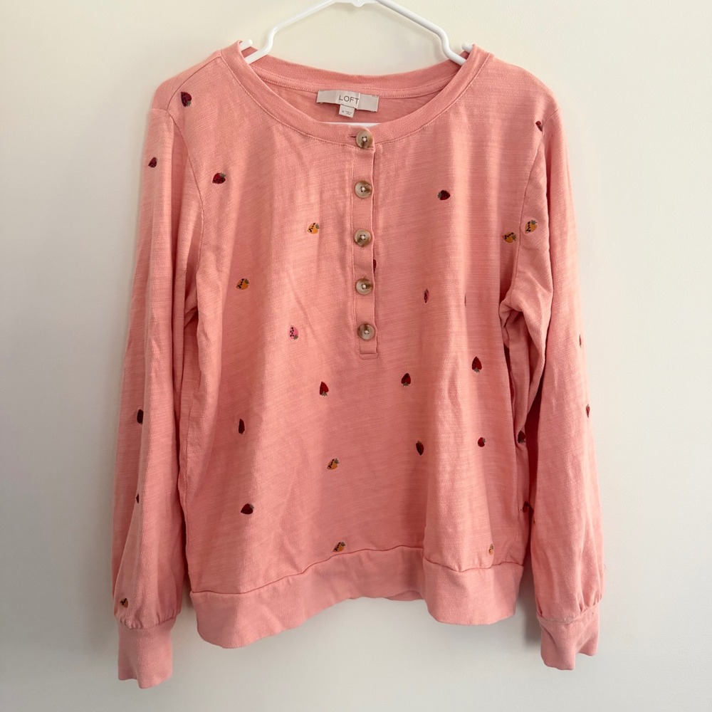 LOFT Fruit Print Embroidered Coral / Peach Long Sleeve Henley Top, Size M